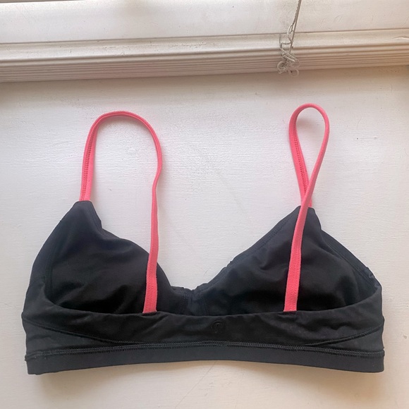 Lululemon Bra Top in Size 6 - Picture 2 of 3